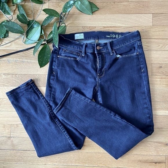 Gap 1969 The Legging Jean Dark Wash Size 29 - Picture 2 of 14